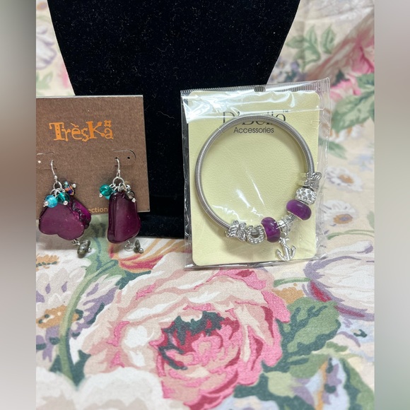 earring & bracelet - Picture 2 of 9